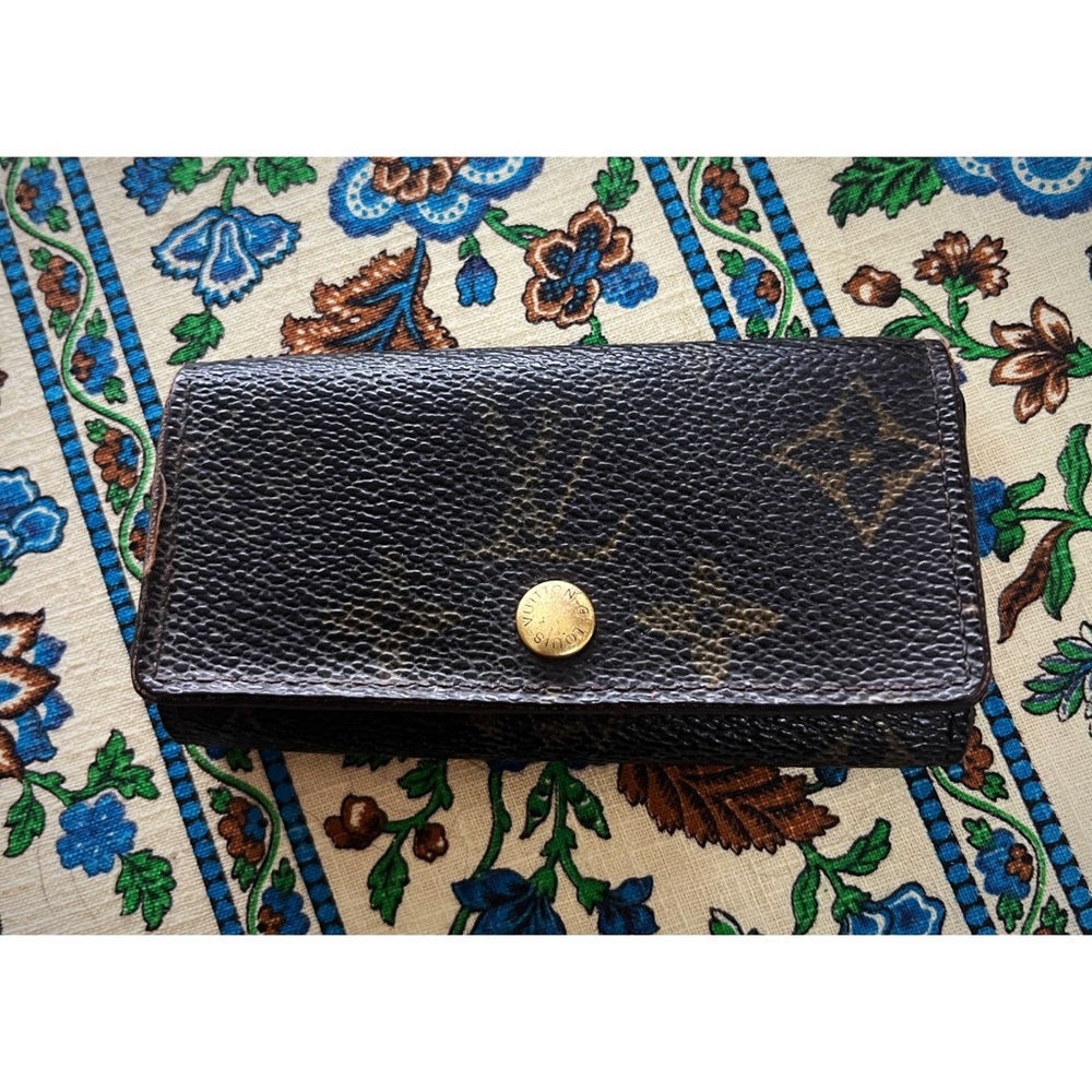 Louis Vuitton Monogram Canvas Key Pouch Wallet - Brown with Gold Button